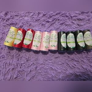 Set of Colorful Serging Threads